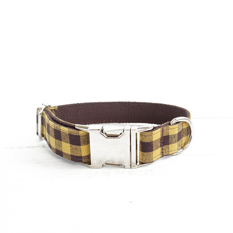 Dog collar with traction rope
