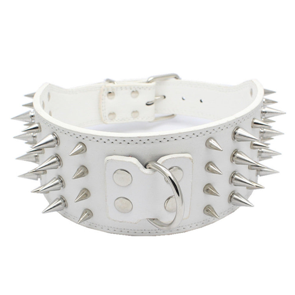 Four-row spiked pet collar with anti-bite rivet