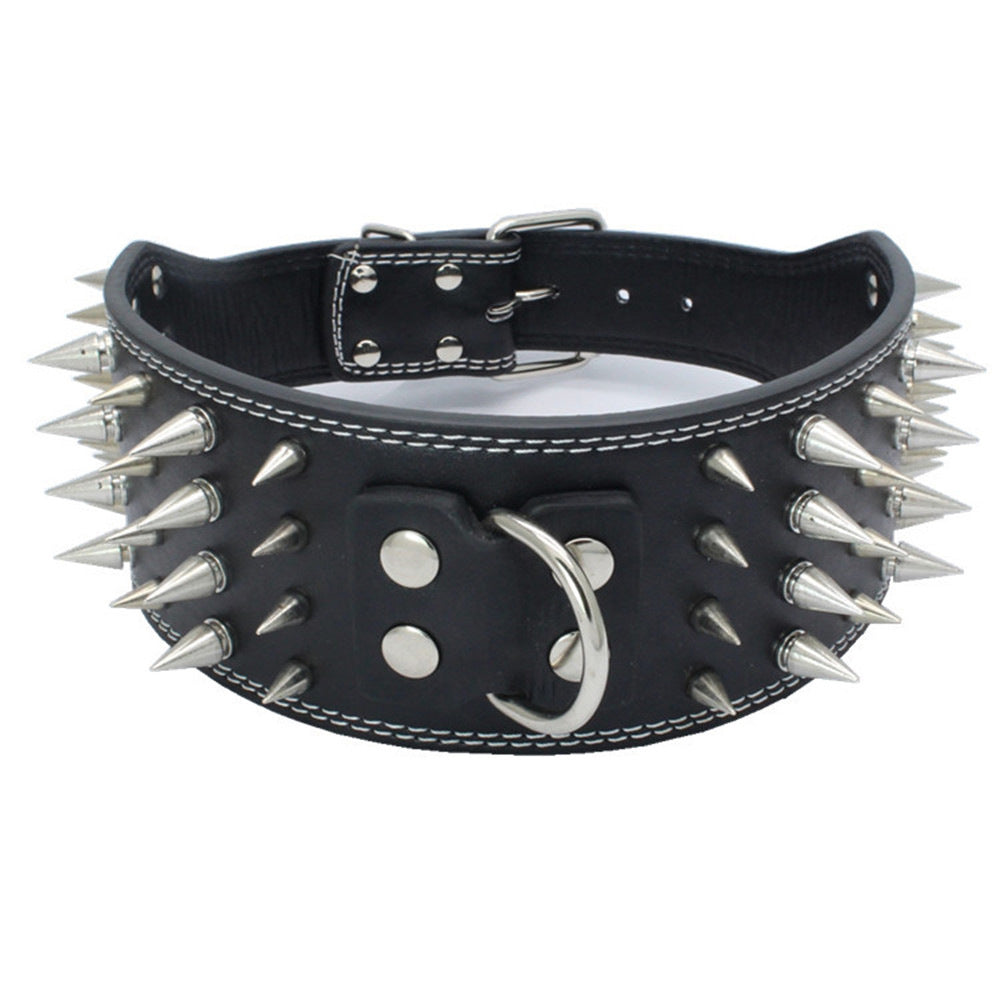 Four-row spiked pet collar with anti-bite rivet