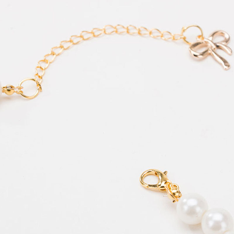 Pet pearl necklace