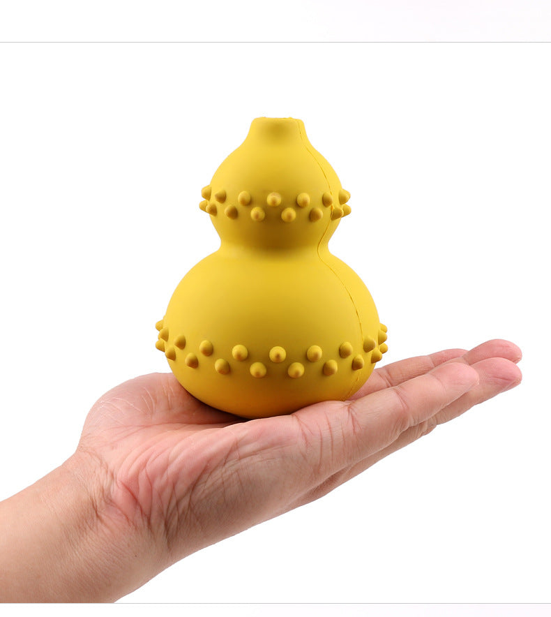 Natural rubber pet toy resistant to biting and grinding teeth