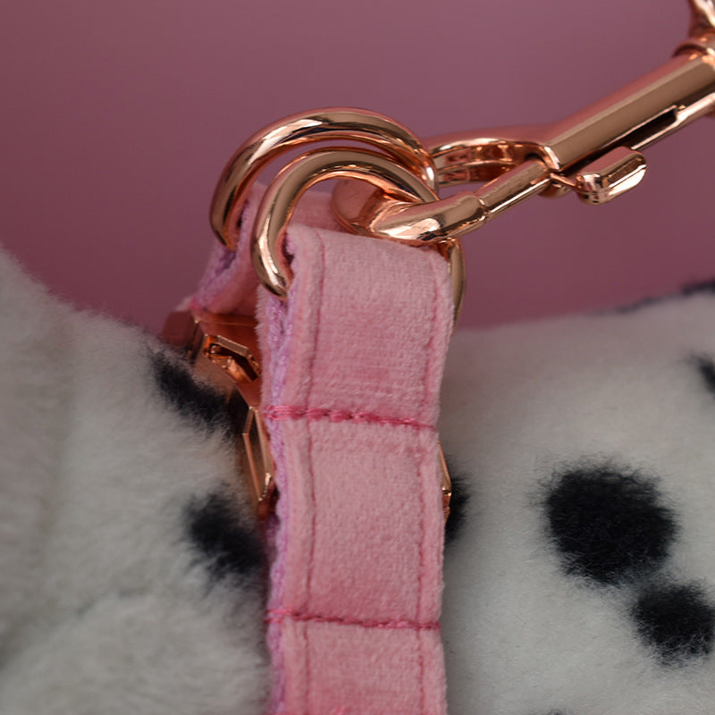 Flannel chest harness for pets